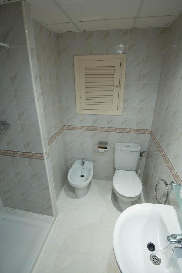 Hostal Mayol Santa Eulària des Riu Εξωτερικό φωτογραφία