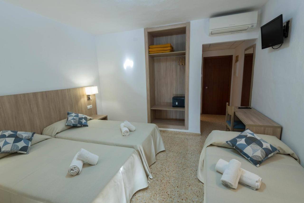 Hostal Mayol Santa Eulària des Riu Εξωτερικό φωτογραφία