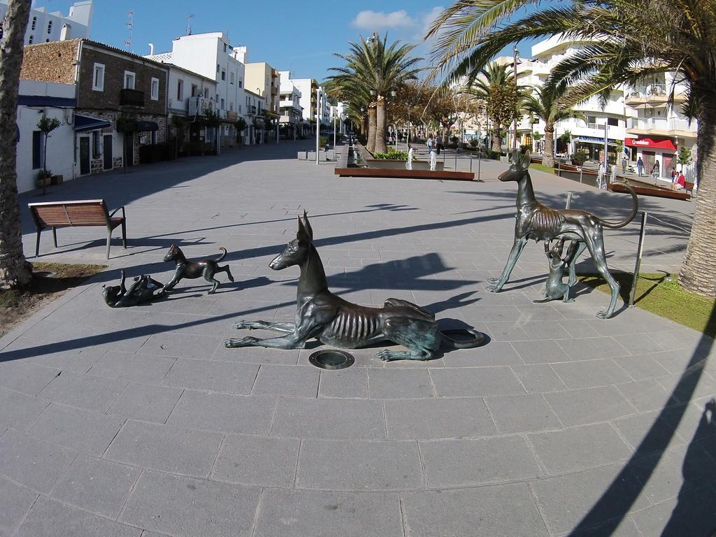 Hostal Mayol Santa Eulària des Riu Εξωτερικό φωτογραφία